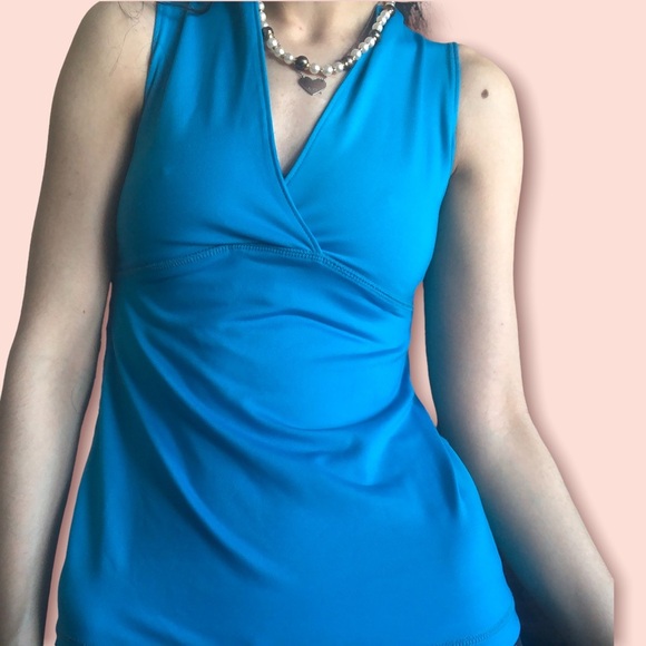 Footlocker blue activewear top - Picture 7 of 9